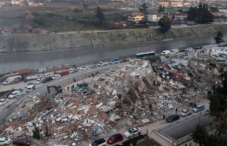 6 Şubat’ta okullar açılmayacak! Deprem bölgesinde eğitime ara 3